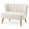 Geschwungenes 2-Sitzer-Sofa in Creme mit Bouclé-Bezug und Massivholzbeinen, 110 x 70 x 78 cm